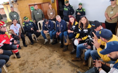 Gobernador de Antioquia lidera atención a la emergencia por deslizamiento en Granizal