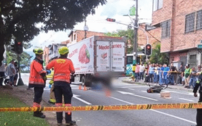 Accidente fatal en Medellín: motociclista pierde la vida en la avenida San Juan