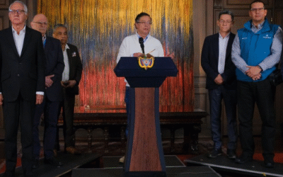 Petro cuestiona informe de la Contraloría sobre deudas de las EPS y advierte que podrían superar los $100 billones