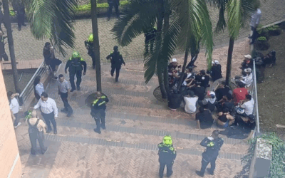 Disturbios entre hinchas de Nacional llegaron hasta la I.U. Salazar y Herrera: hubo ingreso violento al campus