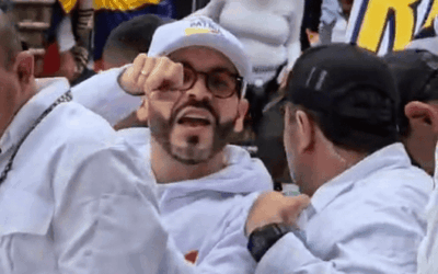 Abelardo de la Espriella aparece en la marcha en Medellín en apoyo a Álvaro Uribe Vélez