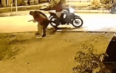 Mujer en Carepa se enfrentó sin miedo a dos hombres que intentaron atracarla