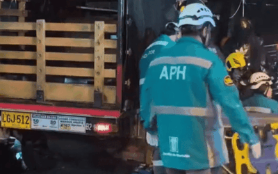 Camioneta perdió el control y dejó dos heridos en la Oriental con San Juan