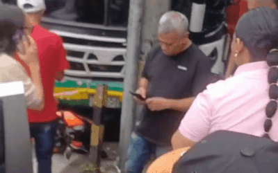 Accidente de tránsito en la avenida Oriental dejó tres vehículos involucrados