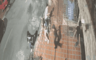 Jóvenes causan daños en viviendas del barrio Belén Las Playas