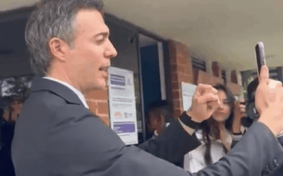 Daniel Quintero denuncia que la Registraduría le impidió inscribir su comité de firmas