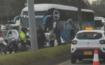 Accidente de tránsito en la vía Medellín – El Santuario, a la altura de Guarne