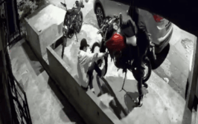 Así se robaron una motocicleta en el barrio El Salvador, en Medellín