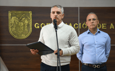 “Espero que Estados Unidos ponga sus ojos en todos los responsables de este concierto para delinquir”: Gobernador Andrés Julián