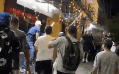 Un hombre intentó huir tras robar una cadena, pero la comunidad se lo impidió