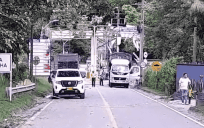 La vía antigua entre Girardota y Barbosa sigue cerrada tras atentado