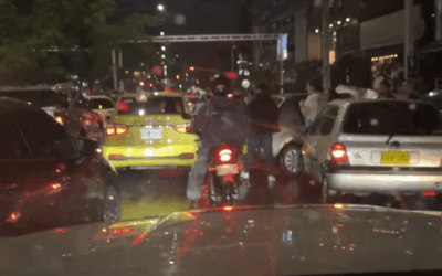 Accidente múltiple en la avenida 33 generó congestión vial en Medellín