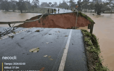 El Urabá antioqueño quedó incomunicado tras colapso de la vía entre San Juan de Urabá y Necoclí