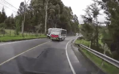 Denuncia ciudadana por maniobras peligrosas de conductor de la empresa Expreso Belmira