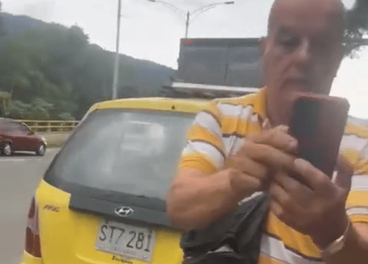 Intolerancia tras incidente de tránsito frente a la Universidad Nacional en Medellín